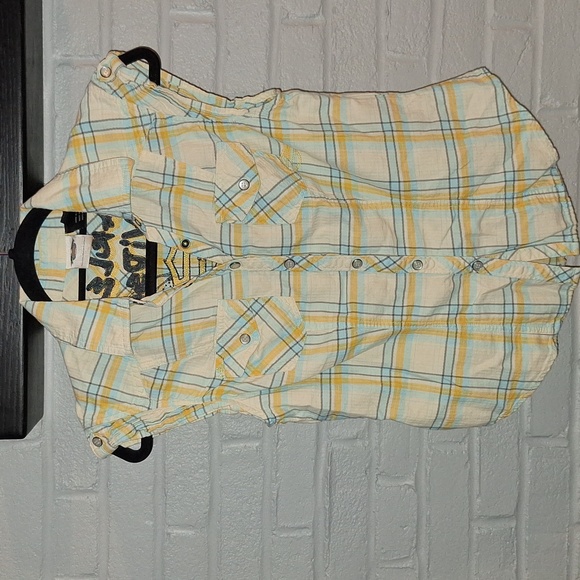 🏍 Harley Davidson button-up plaid top with butterfly design. Small - Picture 3 of 8